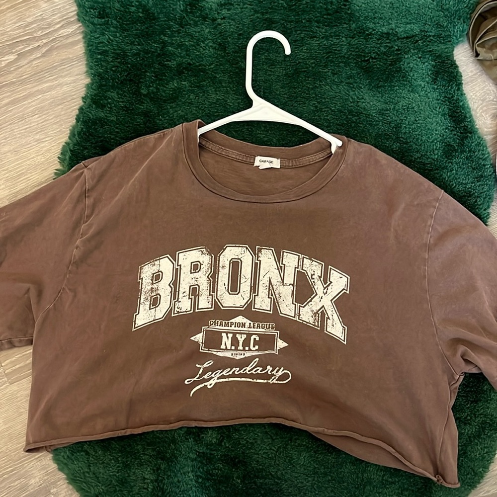 Brown crop top from Garage. Size small!